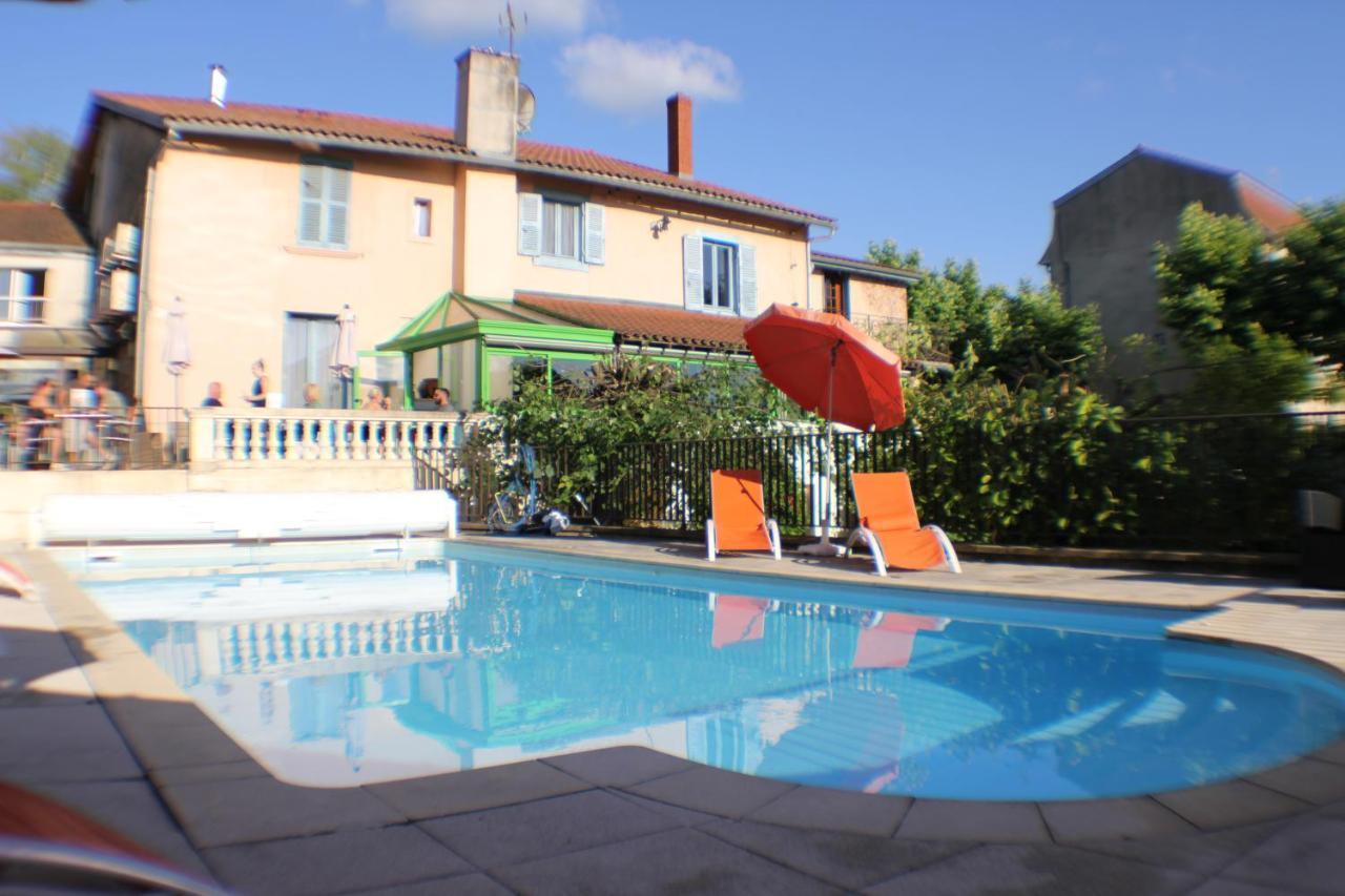 Logis Hôtel Restaurant Vuillot Cuiseaux Exterior foto