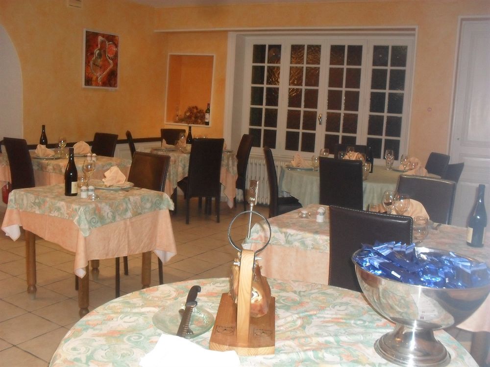 Logis Hôtel Restaurant Vuillot Cuiseaux Exterior foto